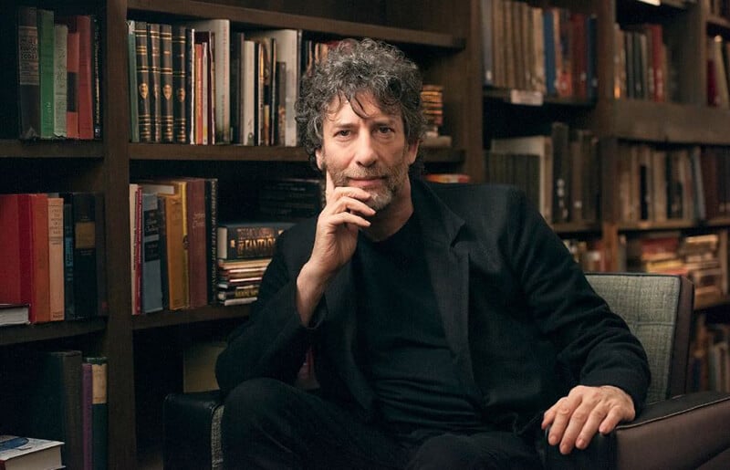Top 13 Best Neil Gaiman Books of All Time Review 2020