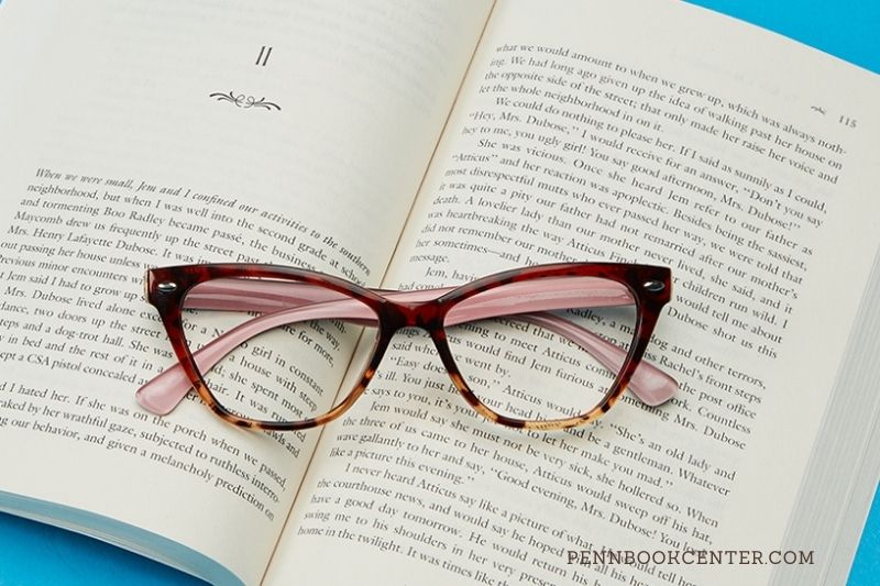 Prescription Reading Glasses vs. Store-Bought
