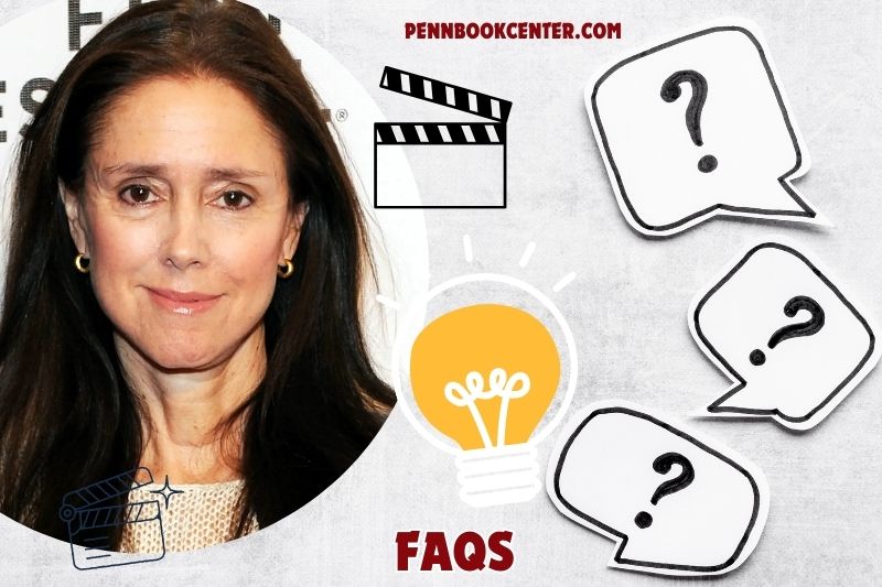 FAQs About Julie Taymor