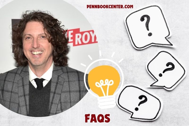 FAQs about Mark Schwahn