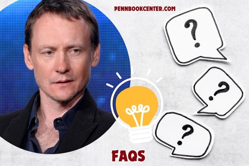 FAQs about Alec Berg