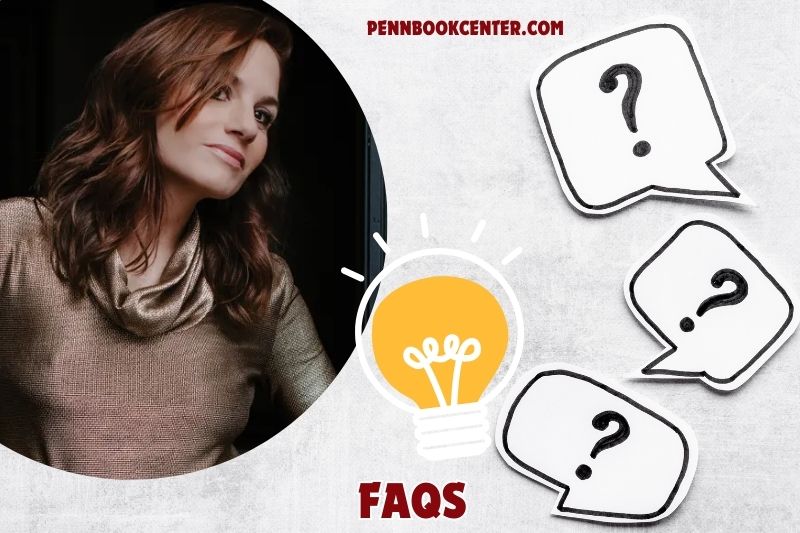 FAQs about Kara Dioguardi