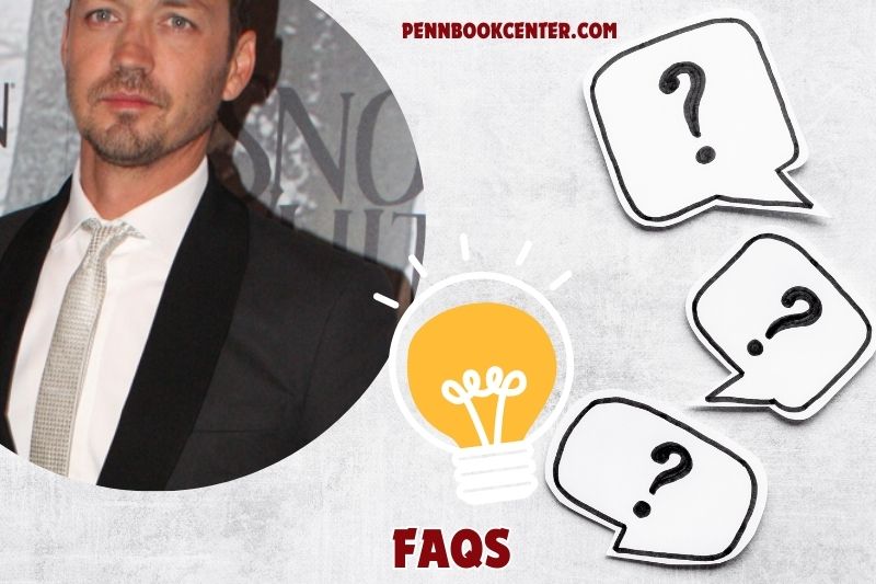 FAQs about Rupert Sanders