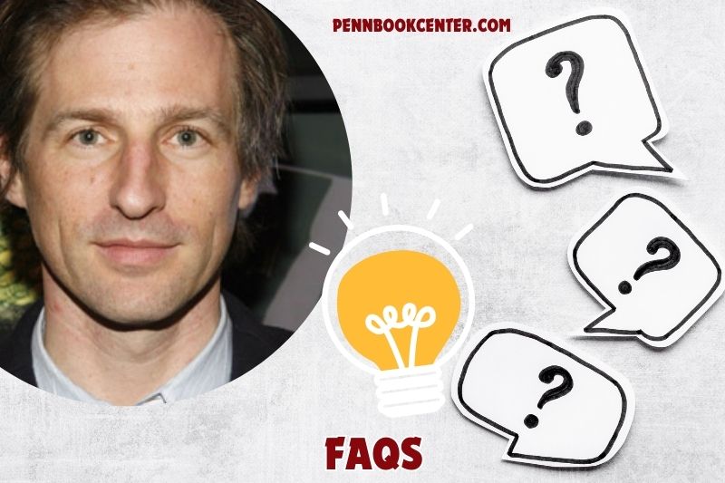 FAQs about Spike Jonze