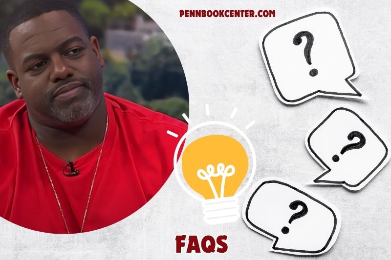 FAQs about Warryn Campbell