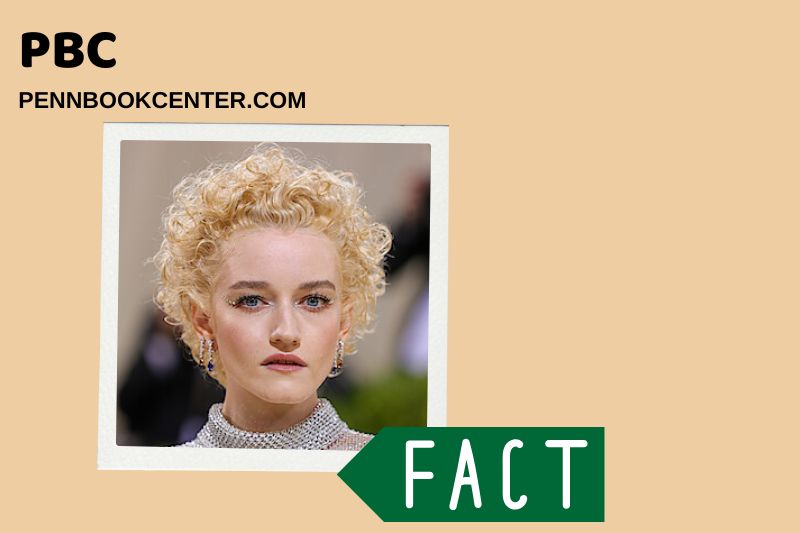 Julia Garner Quick Facts